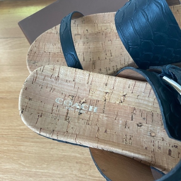 Coach New Women’s Size 9 Sunny Cut Snake Black Leather Cork Sandal Slides NIB - Picture 9 of 14